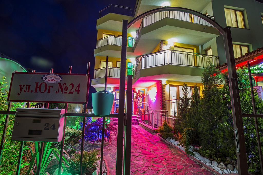 Jbh Hotel سفيتي فلاس المظهر الخارجي الصورة